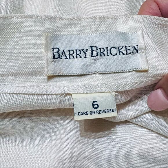 Vintage Elegant Cream Midi Skirt Size 6 - Picture 5 of 9